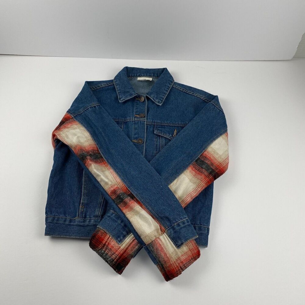 BKE Jacket Women Sz XS Relaxed Jean and plaid flannel Boho Trucker outdoor Blue